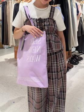 「LOWRYS FARM（ローリーズファーム）のソフリネンビスチェ 619278（その他トップス、ブラウン系）」を使った、saeさん（レディース・155cm）の春コーディネート