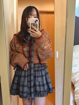 「アイテム（カーディガン/ボレロ、オレンジ系）」を使った、なおさん（レディース・154cm）の秋コーディネート