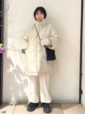 「女子会」｜「アイテム（ポンチョ）」を使った、もえこさん（レディース・156cm）の冬コーディネート