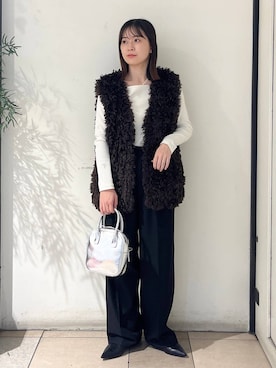 「アイテム（ボストンバッグ、シルバー系）」を使った、もえこさん（レディース・156cm）の秋コーディネート