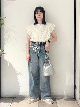 「アイテム（スマホグッズ、ホワイト系）」を使った、もえこさん（レディース・156cm）の夏コーディネート