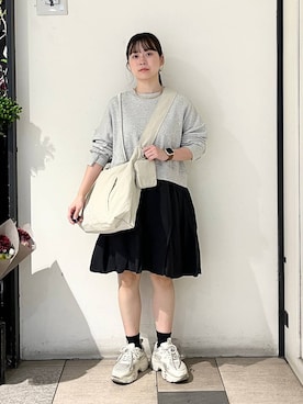 「LOWRYS FARM（ローリーズファーム）のLFポーチツキショルダー 284037（ショルダーバッグ）」を使った、もえこさん（レディース・156cm）の春コーディネート