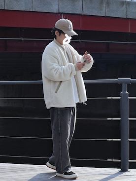 「黒パンツ」｜「アイテム（ノーカラージャケット）」を使った、naokさん（メンズ・175cm）の春コーディネート