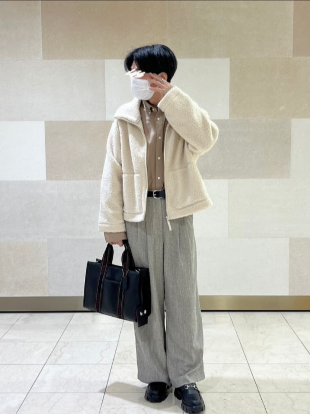 スミス コーチ トート naok COACHのトートバッグを使ったコーディネート -