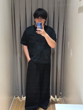 「ITEMS URBANRESEARCH（アイテムズ アーバンリサーチ）の接触冷感フェードポンチ半袖トップス（Tシャツ/カットソー、ブラック系）」を使った、たちばなさん（メンズ・180cm）の春コーディネート