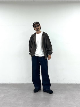 「CIAOPANIC TYPY（チャオパニックティピー）の製品染めダンボールジップパーカー（パーカー、グレー系）」を使った、Mr.KPさん（メンズ・175cm）の夏コーディネート