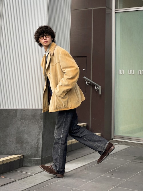 MONO-MART俺が着るからかっこいいさんのデニムパンツ「ハイウエストワイドストレート ヴィンテージウォッシュデニムパンツ(MONO-MART|モノマート)」を使ったコーディネート