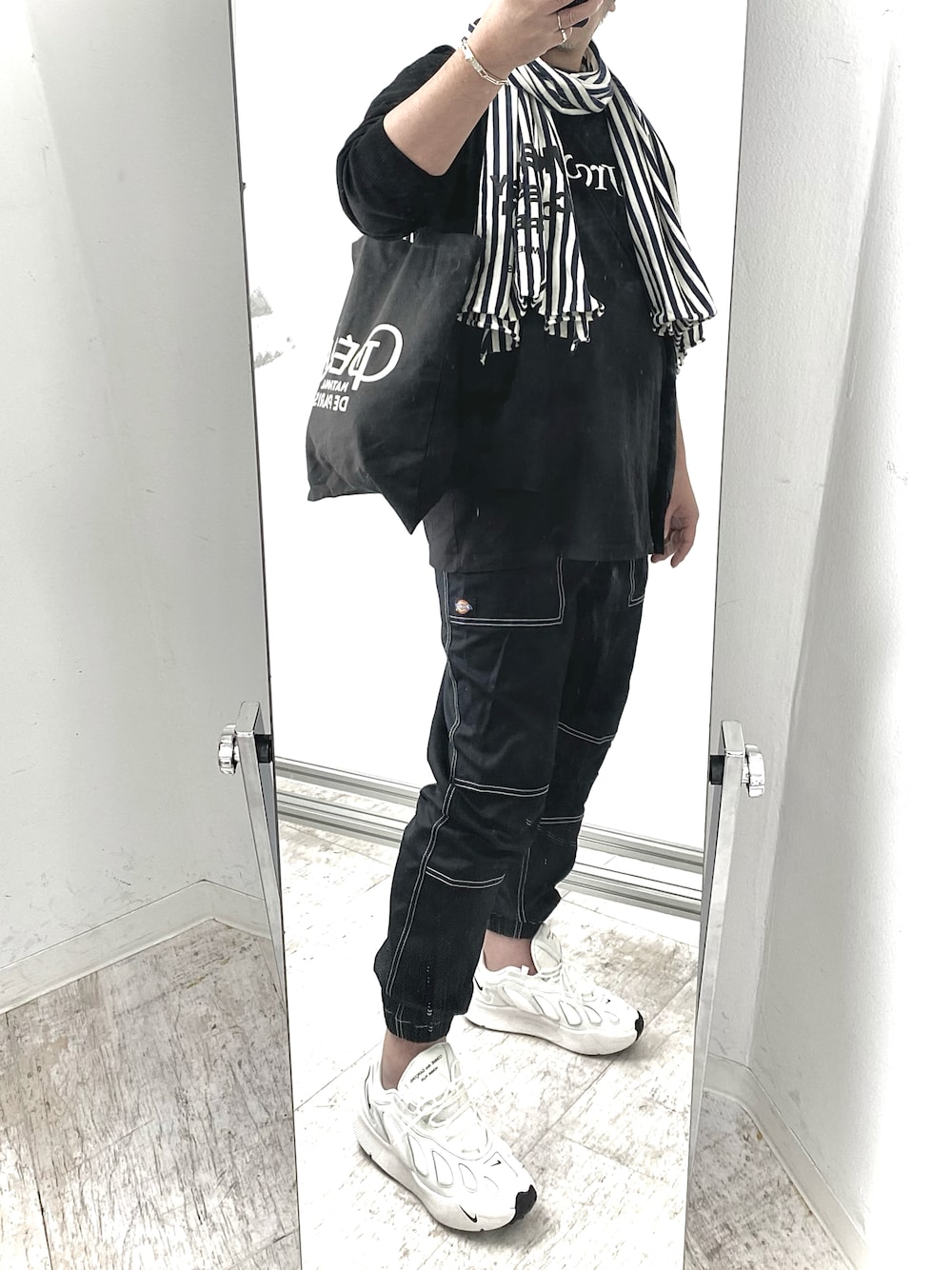 COMME des GARCONSのストール/ショールを使った人気ファッション