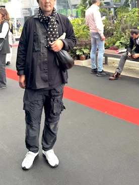 「COMME des GARCONS HOMME（コム デ ギャルソン・オム）のコットンオックス パッチワークシャツ（シャツ/ブラウス、ブラック系）」を使った、6000さん（メンズ・172cm）の春コーディネート