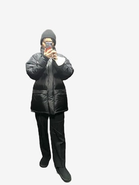 「アイテム（スラックス）」を使った、潮田あかりさん（レディース・166cm）の冬コーディネート