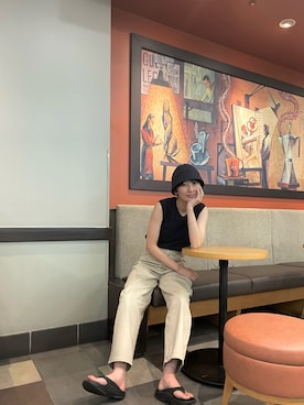 「HANES（ヘインズ）のアイテム」を使った、潮田あかりさん（レディース・166cm）の夏コーディネート