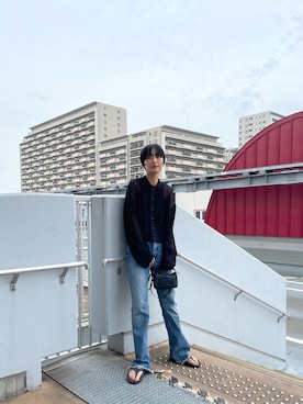 「OOFOS（ウーフォス）のOOFOS　Ooriginal（サンダル）」を使った、潮田あかりさん（レディース・166cm）の夏コーディネート