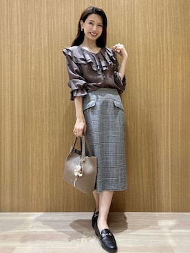「index（インデックス）の【防シワ】チェックアソートタイトスカート《洗濯機OK／イージーアイロン》（スカート、グレー系）」を使った、maiさん（レディース・160cm）の秋コーディネート
