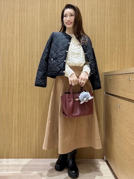 「アイテム（チャーム、グレー系）」を使った、maiさん（レディース・160cm）の秋コーディネート