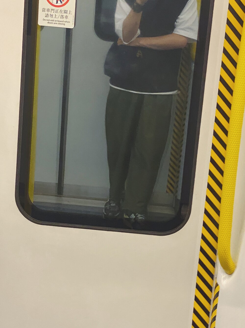 「UNIQLOのアイテム（Tシャツ/カットソー、ホワイト系）」を使った、kyleさん（メンズ・173cm）の夏コーディネートの1枚目の写真