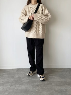 「JUNOAH（ジュノア）のアイテム（スラックス）」を使った、a__yaさん（レディース・158cm）の秋コーディネート