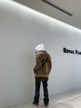 「ALANUI（アラヌイ）のアイテム」を使った、WayBeeee!!!さん（メンズ・173cm）の秋コーディネート