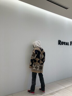 「ALANUI（アラヌイ）のアイテム」を使った、WayBeeee!!!さん（メンズ・173cm）の秋コーディネート