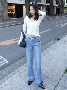 「MOUSSY（マウジー）のアイテム（パンツ）」を使った、MOUSSY OFFICIALさん（レディース・161cm）の春コーディネート