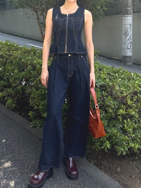 「アイテム（ベスト）」を使った、MOUSSY OFFICIALさん（レディース・173cm）の夏コーディネート