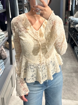 「MOUSSY（マウジー）のアイテム（シャツ/ブラウス）」を使った、MOUSSY OFFICIALさん（レディース・158cm）の秋コーディネート