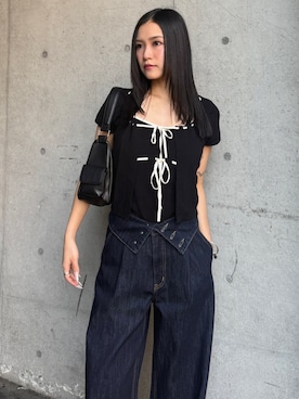 「MOUSSY（マウジー）のアイテム（トップス）」を使った、MOUSSY OFFICIALさん（レディース・160cm）の春コーディネート
