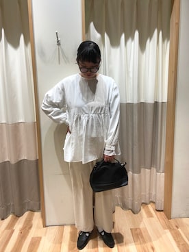 「Samansa Mos2 blue」｜「アイテム（スリッポン）」を使った、たきさん（レディース・161cm）の春コーディネート