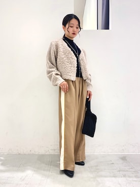 「YECCA VECCA（イェッカヴェッカ）のアイテム（カーディガン/ボレロ）」を使った、ほなみさん（レディース・155cm）の秋コーディネート