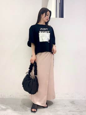 「YECCA VECCA（イェッカヴェッカ）のアイテム（スカート）」を使った、ほなみさん（レディース・155cm）の春コーディネート