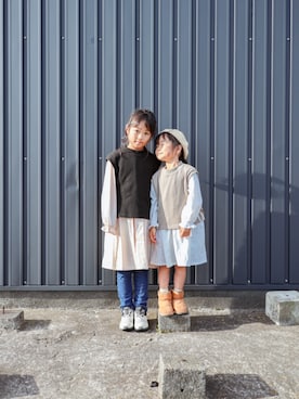 「ベスト×ワンピース」｜ゆ＆りさん（キッズ・110cm）の秋コーディネート