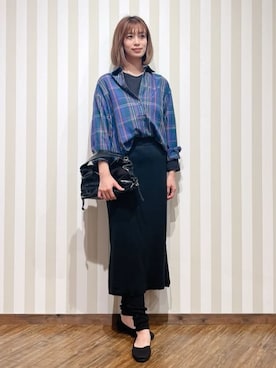 「SHOO・LA・RUE（シューラルー）の【S-LL】1枚でも、重ね着にも ワイドテレコ クルーネックインナー（Tシャツ/カットソー、ブラック系）」を使った、hassssyさん（レディース・169cm）の秋コーディネート