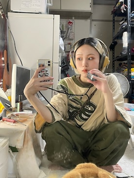 「アイテム（ヘッドフォン/イヤホン、イエロー系）」を使った、MINOさん（レディース・154cm）の夏コーディネート
