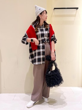 「オンオフ兼用」｜「アイテム（バッグ）」を使った、NACHIさん（レディース・155cm）の秋コーディネート