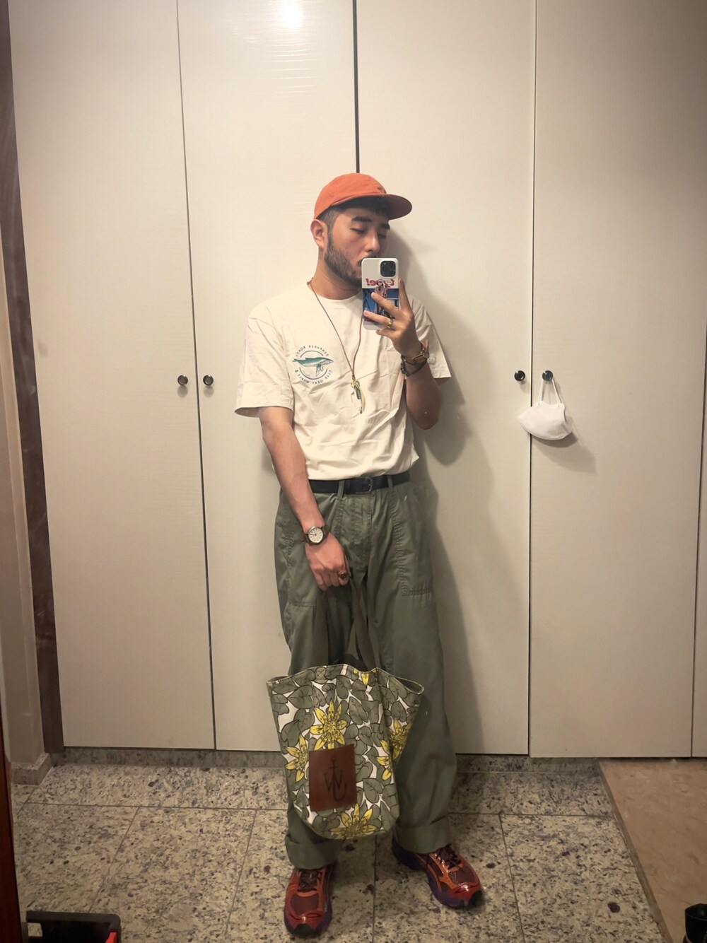 「summer、boy、出勤コーデ、韓国ファッション」｜「UNITED ARROWSのアイテム（パンツ、グリーン系）」を使った、Kimnerdさん（メンズ・172cm）の夏コーディネートの1枚目の写真