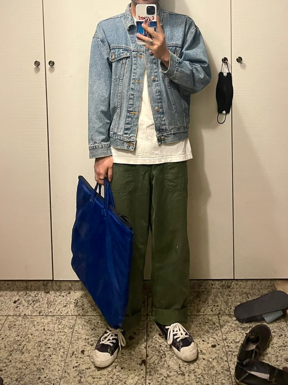 「summer、boy、VINTAGE、出勤コーデ、韓国ファッション」｜「UNIQLOのアイテム（トートバッグ、ブルー系）」を使った、Kimnerdさん（メンズ・172cm）の夏コーディネートの1枚目の写真