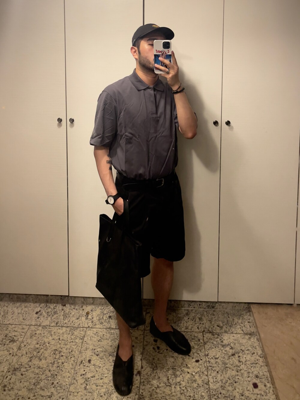 「summer、韓国ファッション、boy、ユニクロ、UNIQLO、+J、出勤コーデ」｜「UNIQLOのアイテム（ポロシャツ、グレー系）」を使った、Kimnerdさん（メンズ・172cm）の夏コーディネートの1枚目の写真