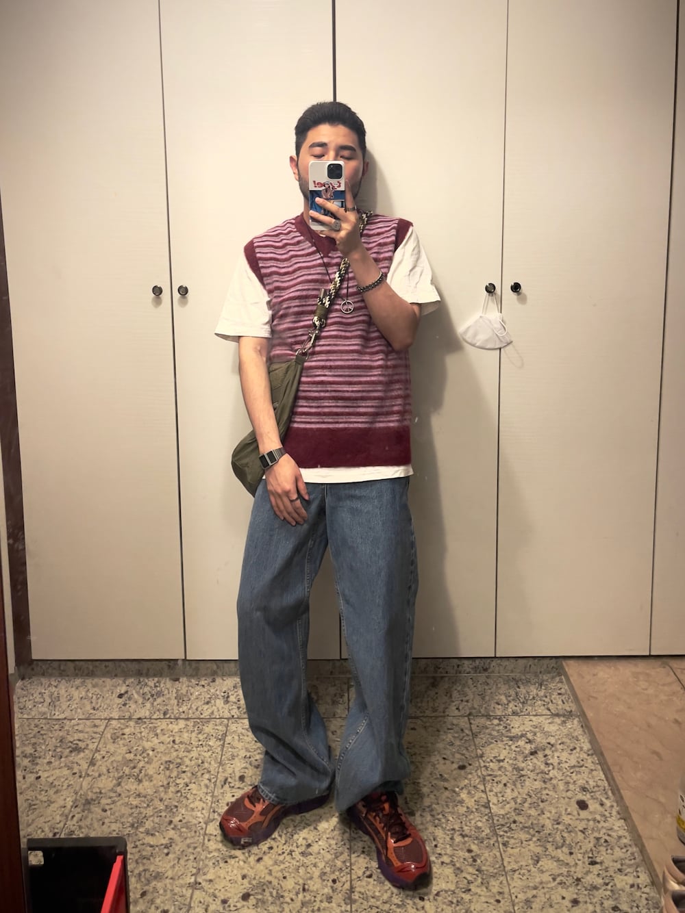 「summer、boy、出勤コーデ」｜「ZARAのアイテム（ベスト、ピンク系）」を使った、Kimnerdさん（メンズ・172cm）の夏コーディネートの1枚目の写真