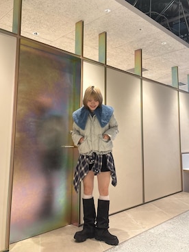 「アイテム（その他アウター、グレー系）」を使った、YUIさん（レディース・164cm）の冬コーディネート