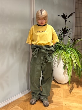 「THE GOODLAND MARKET（ザグッドランドマーケット）のザ グッドランド マーケット　RINGER TEE（Tシャツ/カットソー、イエロー系）」を使った、YUIさん（レディース・164cm）の夏コーディネート