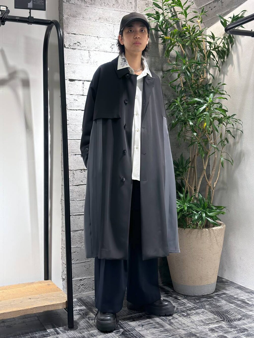 サイドプリーツステンカラーコート(HARE)を使ったメンズ人気