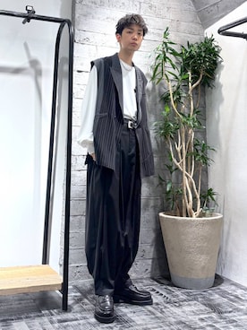 「HARE（ハレ）のアイテム（ベスト）」を使った、miuraaaさん（メンズ・175cm）の秋コーディネート