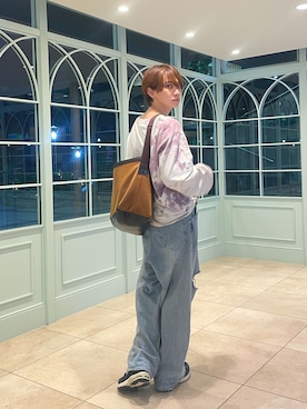 「AURALEE（オーラリー）のアイテム（バッグ）」を使った、加藤元気さん（メンズ・177cm）の春コーディネート