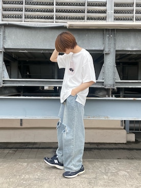 「NEW BALANCE（ニューバランス）のM2002R（スニーカー）」を使った、加藤元気さん（メンズ・177cm）の春コーディネート
