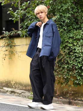 「秋トレンド2021」｜「アイテム（その他アウター）」を使った、加藤元気さん（メンズ・177cm）の秋コーディネート