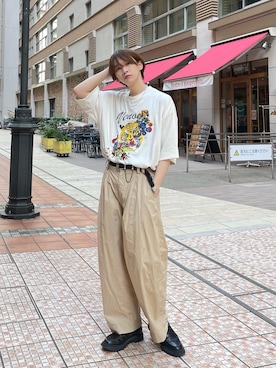 「刺繍Tシャツ」｜加藤元気さん（メンズ・177cm）の春コーディネート