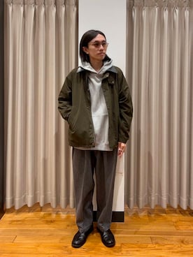 「アイテム（その他アウター、グリーン系）」を使った、武人さん（メンズ・167cm）の秋コーディネート