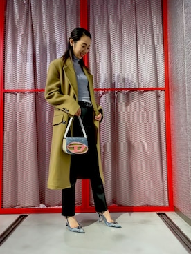 「ディーゼル」｜「アイテム（チェスターコート）」を使った、azuma.cさん（レディース・170cm）の秋コーディネート