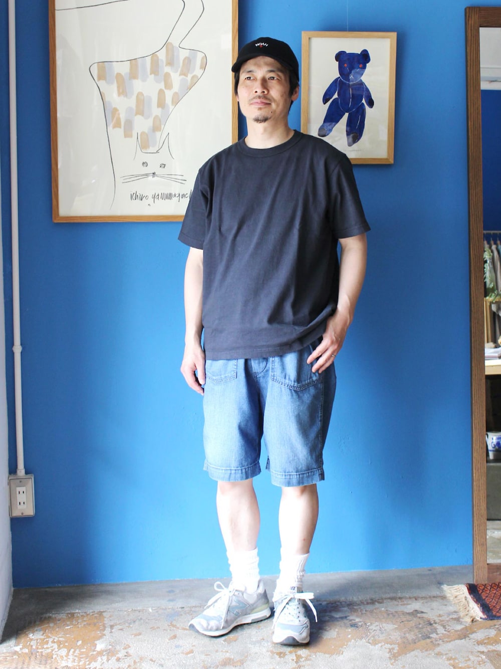 「デニム、カジュアル、休日スタイル、ハーフパンツ、夏コーデ、OMNIGOD、ドミンゴ、Domingo、夏だ！Tシャツ着よう！」｜「OMNIGODの[OMNIGOD mens / オムニゴッド] 7oz甘織りデニム PWイージーショーツ（デニムパンツ、ブルー系）」を使った、D_MALL 大阪店さん（メンズ・165cm）の夏コーディネートの1枚目の写真