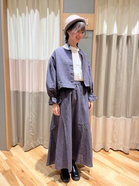 「冬」｜「アイテム（ノーカラージャケット）」を使った、kahoさん（レディース・161cm）の冬コーディネート