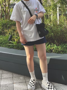 「アイテム（スリッポン）」を使った、💡アン💡さん（レディース・155cm・10代）の秋コーディネート
